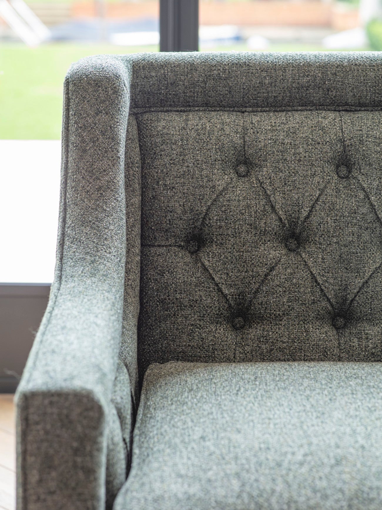 Theodore Buttoned Sofa Forest Green