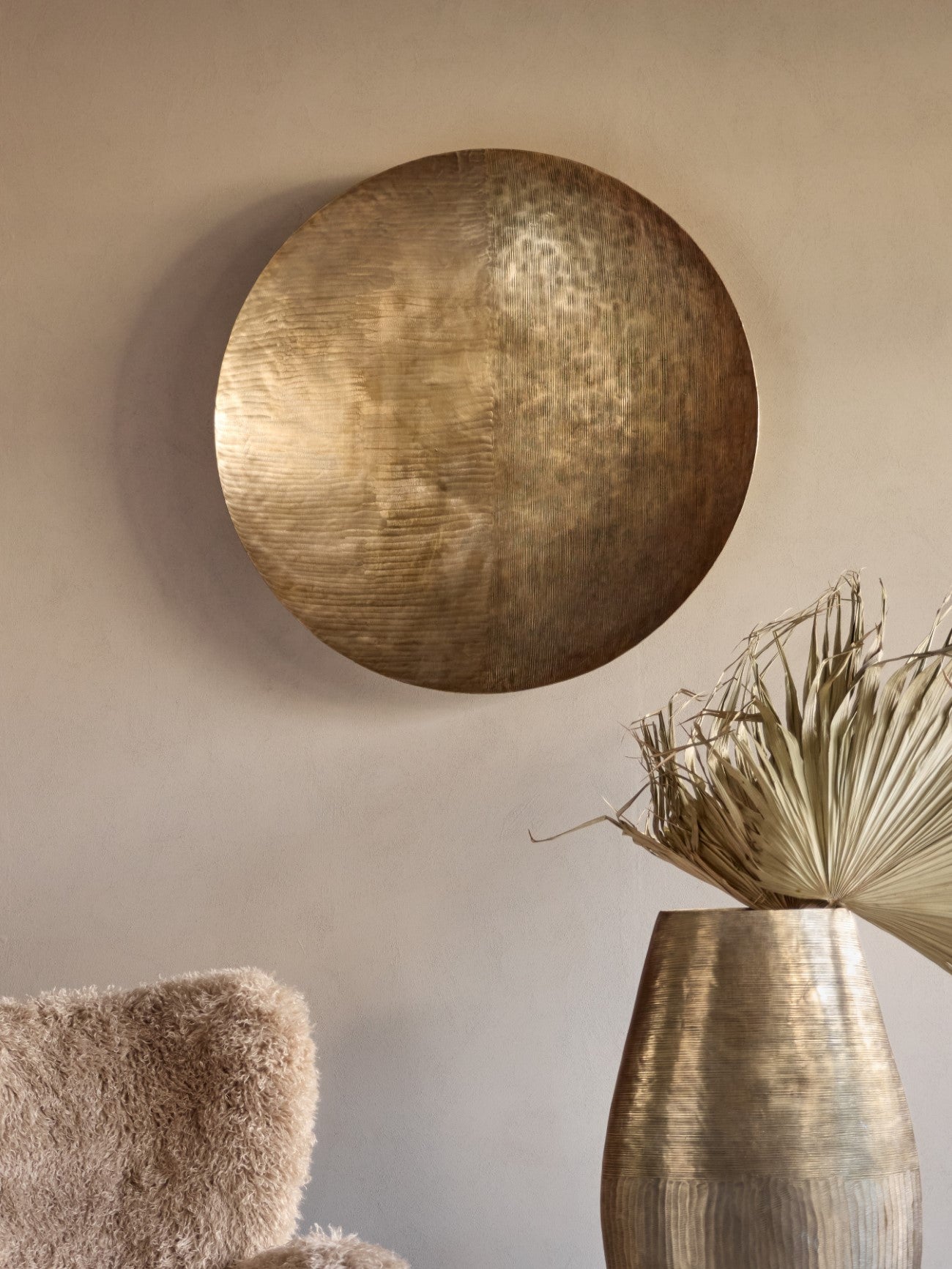 Southwold Round Wall Deco Antique Brass