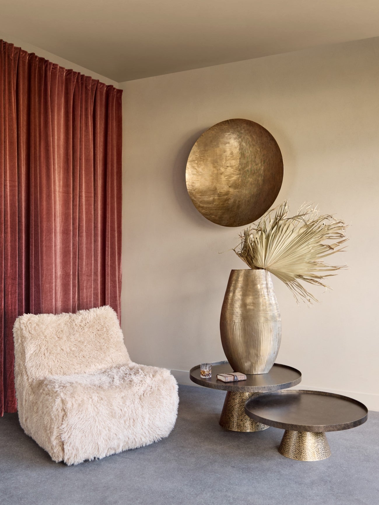 Southwold Round Wall Deco Antique Brass