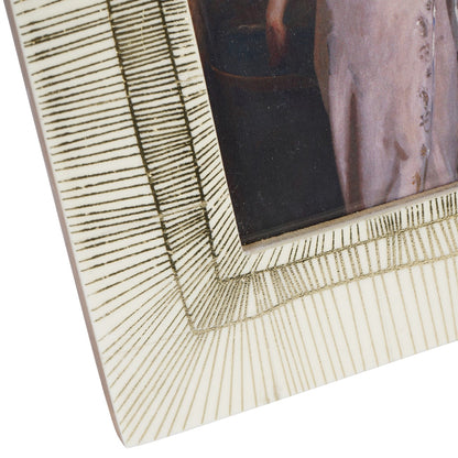 Dame Photo Frame White 5x7